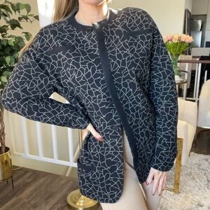 Gianni Versace Vtg Black White Wool Shearling Coat Button Jacket Retro Y2W 10